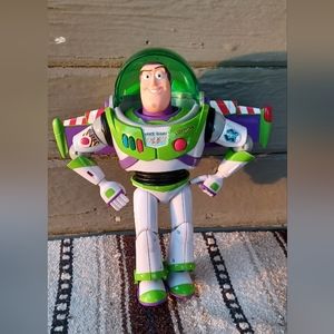 Disney Pixar Buzz Lightyear Toy Story Talking Action Figure 12" Green Globe